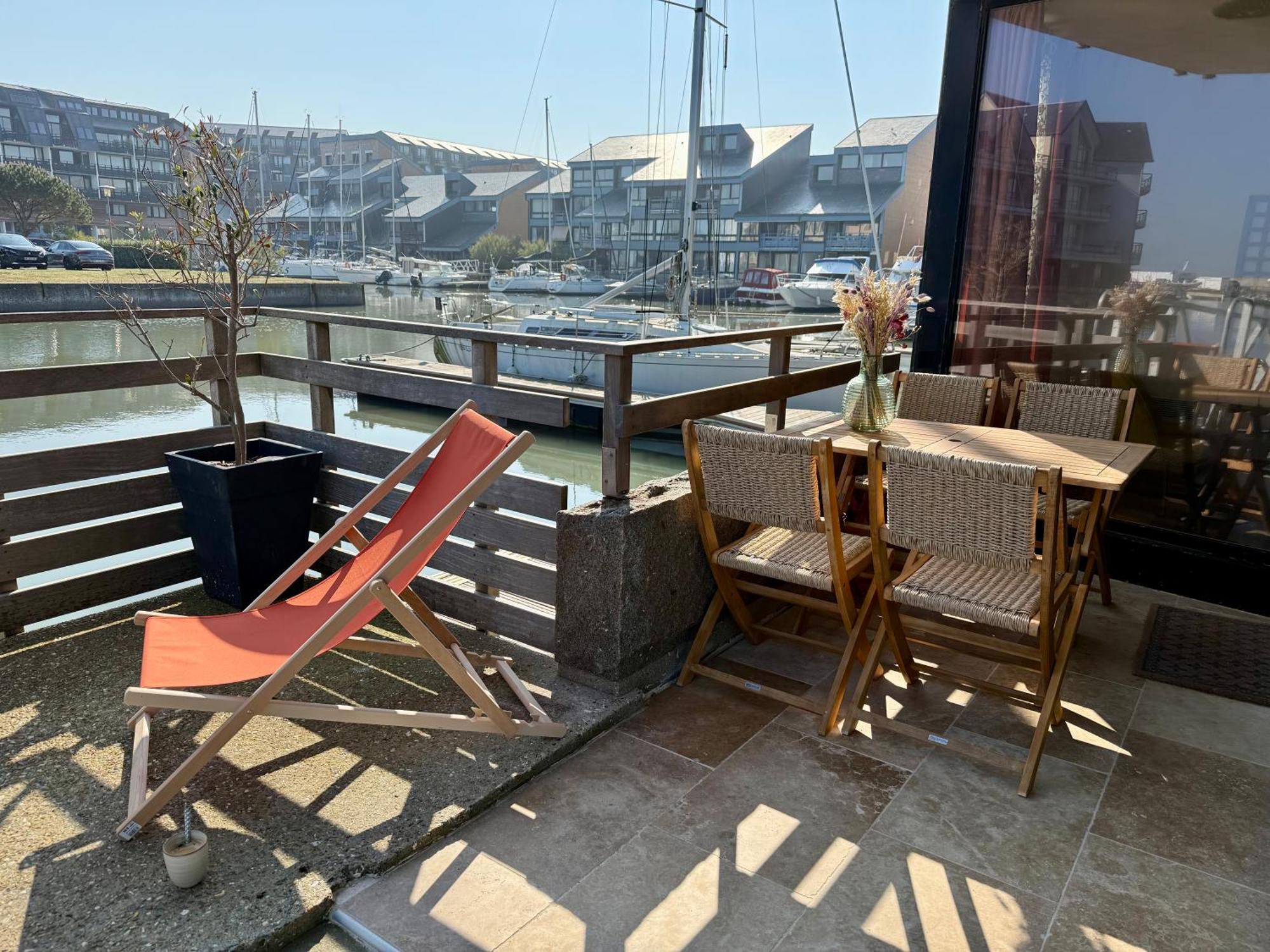 Ressourcement Et Bien Etre En Bord De Mer Deauville Buitenkant foto